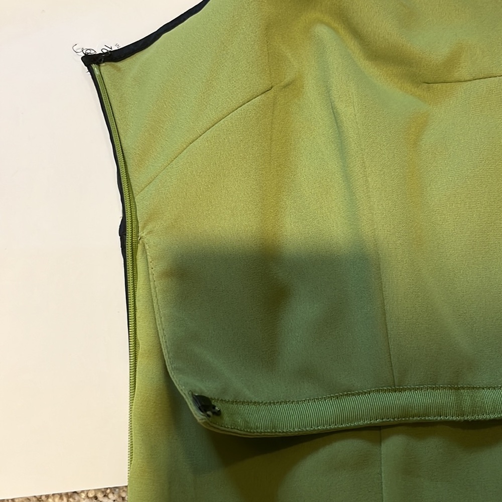 KAY UNGER stunning green dress NWOT size 4 - Picture 6 of 6